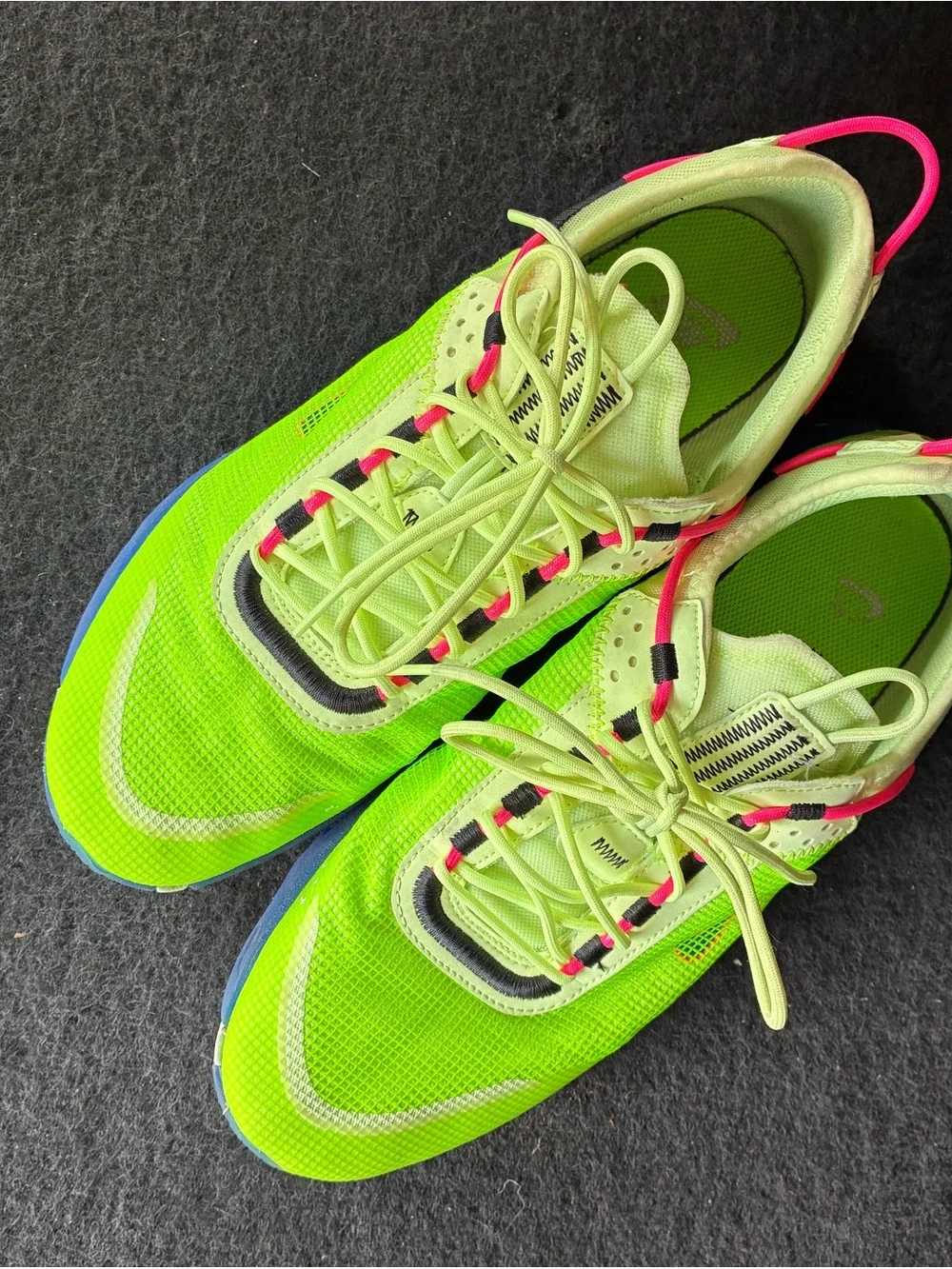 Nike React Live Premium Barely Volt/Electric Green/Hyper Pink/Hyper Royal